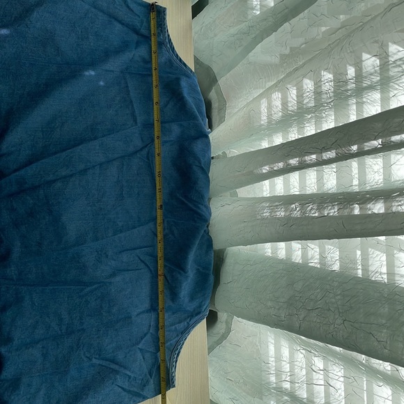 J. Crew Top denim size XL on/off shoulder - Picture 6 of 7